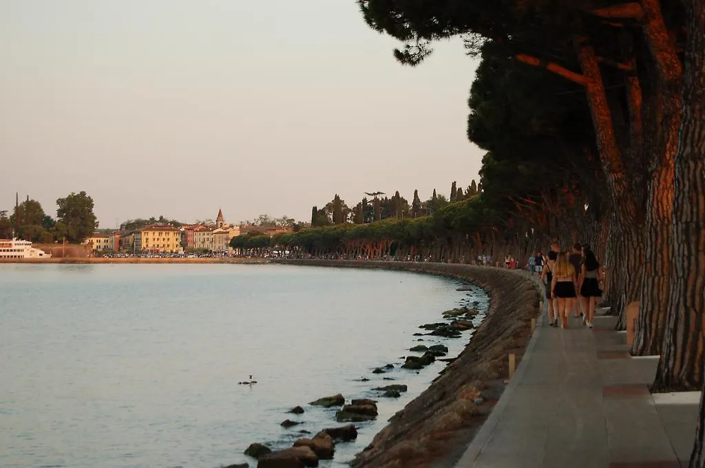 Appartamenti Donato Peschiera del Garda Lägenhet