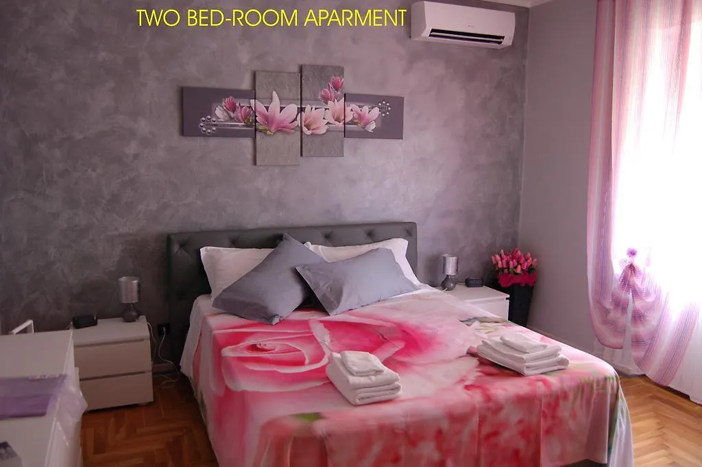 Apartment Appartamenti Donato Peschiera del Garda